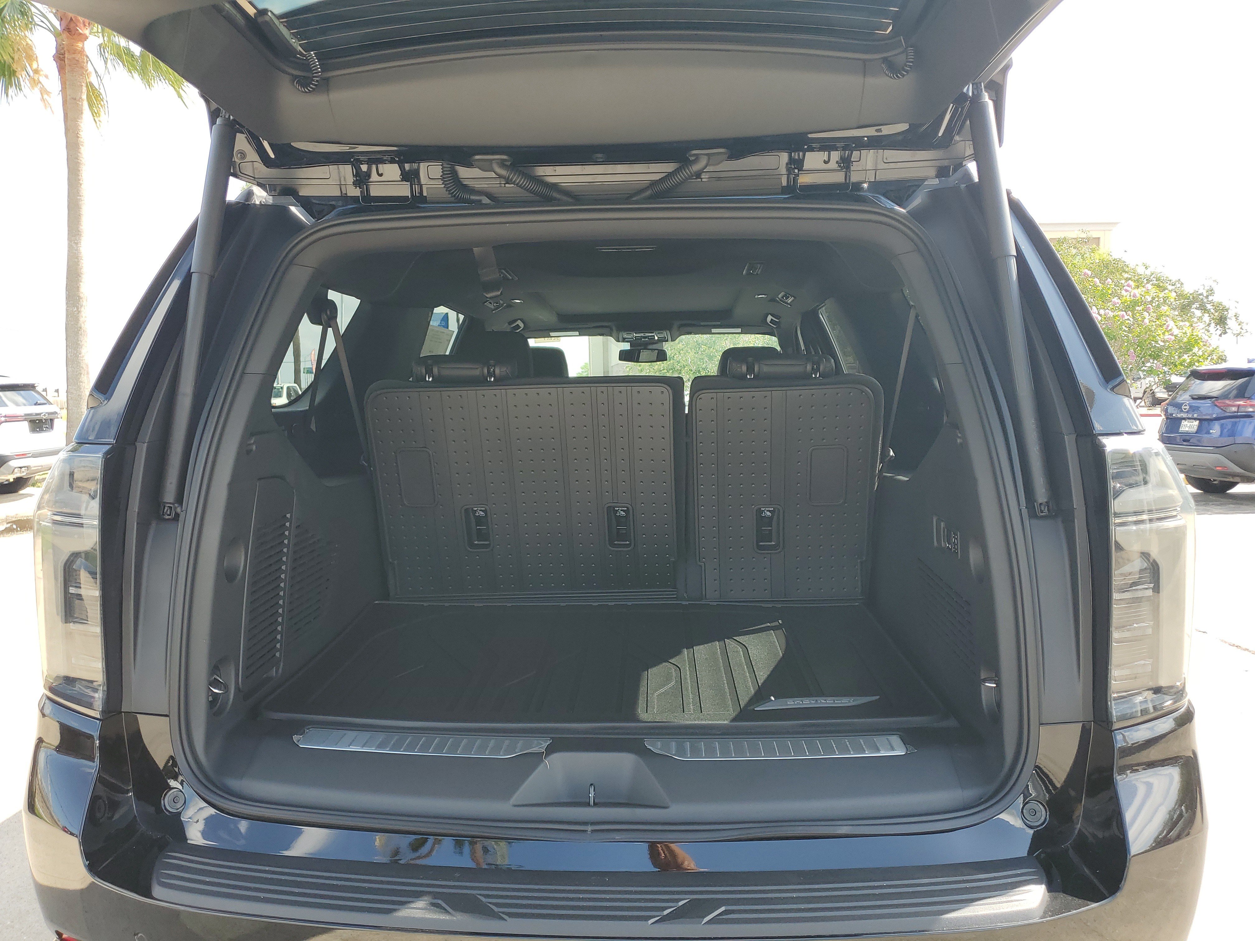 New 2026 Chevrolet Suburban RST w/ Comfort Package RWD image 14