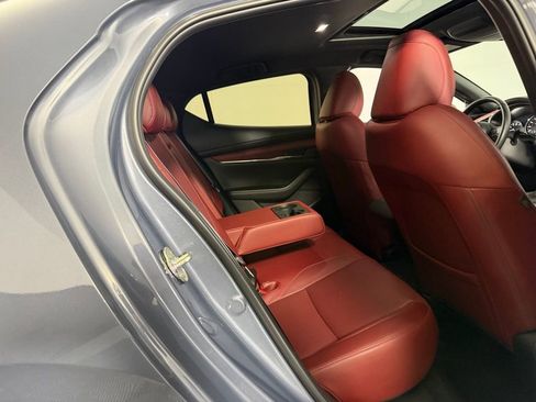 Used 2024 MAZDA MAZDA3 Hatchback w/Premium Plus Pkg image 27