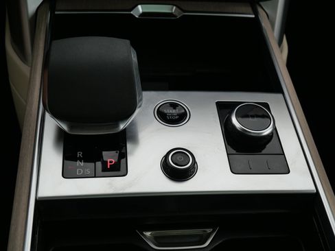 Certified 2023 Land Rover Range Rover SE AWD/4WD image 21