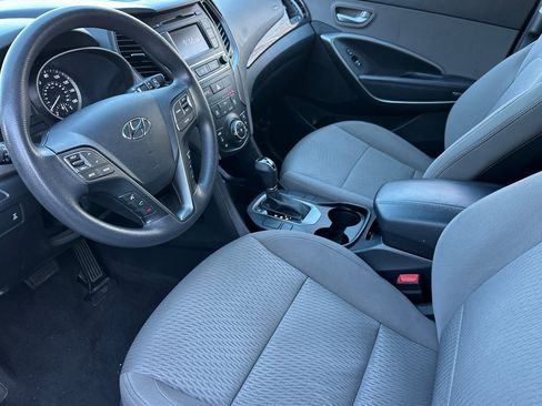 Used 2017 Hyundai Santa Fe Sport image 10