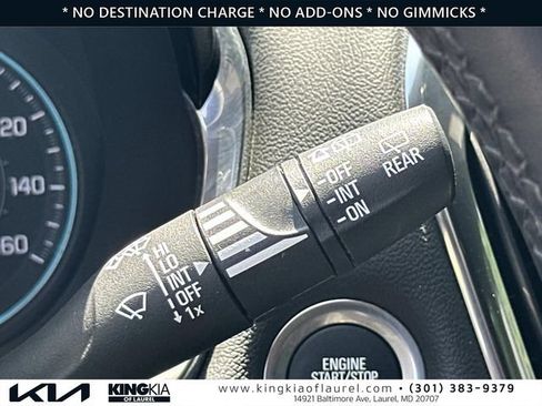 Used 2023 Chevrolet Traverse LT AWD/4WD image 12