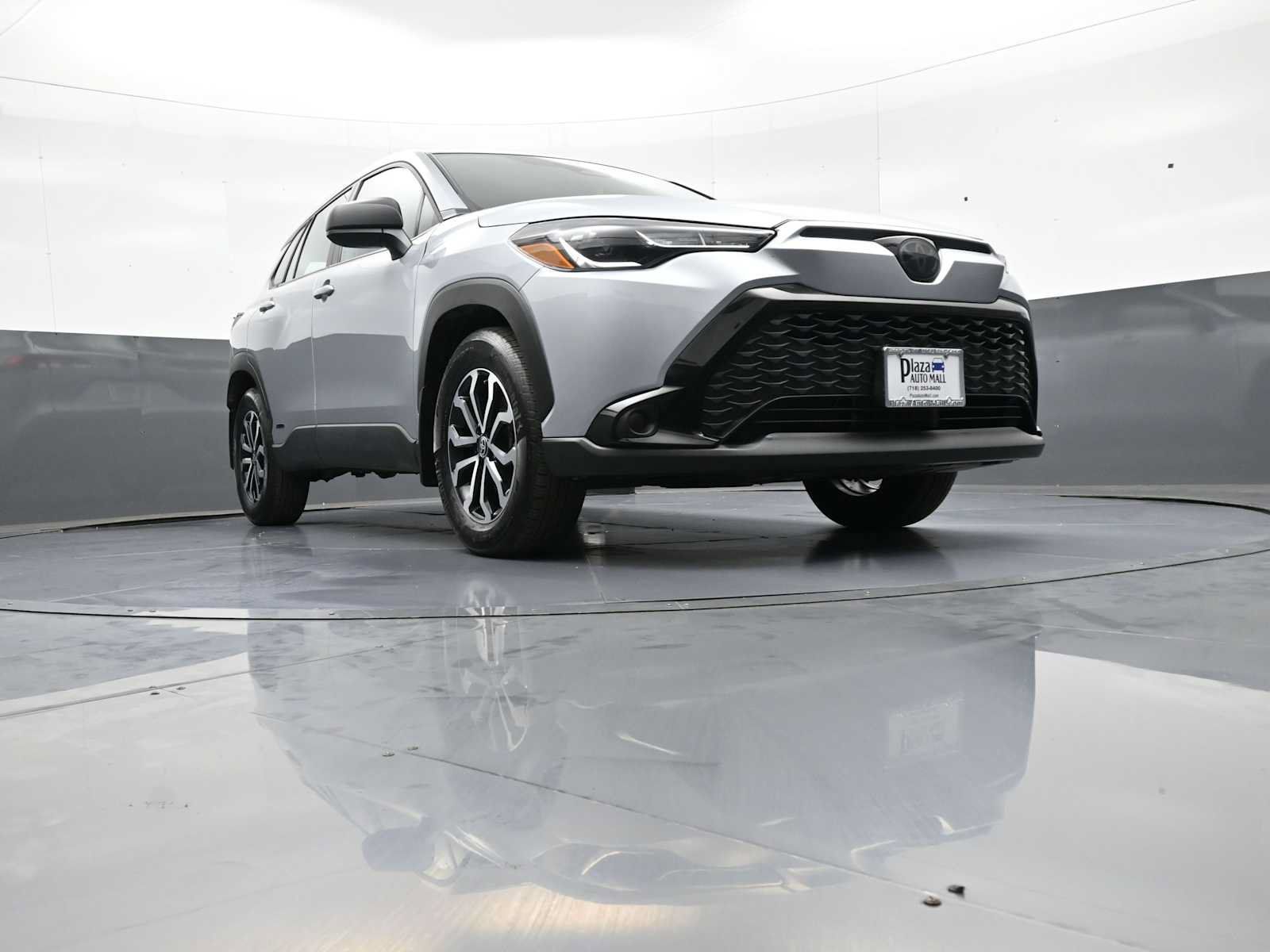 Certified 2024 Toyota Corolla Cross AWD Hybrid image 25