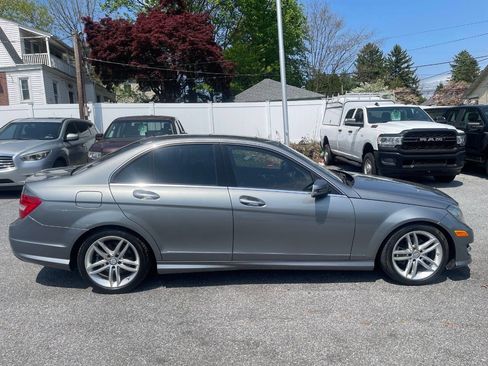 Used 2013 Mercedes-Benz C 250 Sedan image 5
