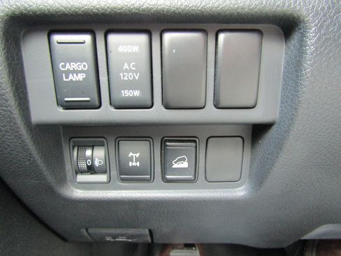 Used 2021 Nissan Titan PRO-4X w/ Pro-4x Convenience Package image 33