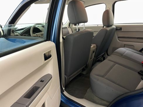 Used 2009 Ford Escape XLS image 34