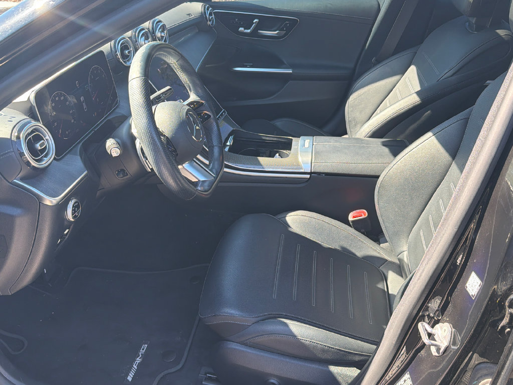 Used 2023 Mercedes-Benz C 300 Sedan image 4