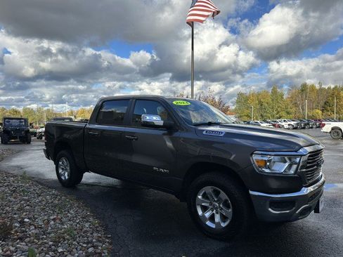 Used 2024 RAM 1500 Laramie image 8