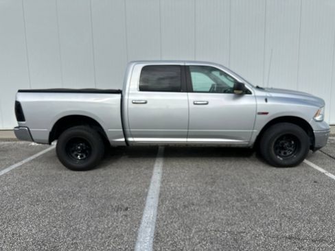 Used 2016 RAM 1500 Big Horn AWD/4WD image 9