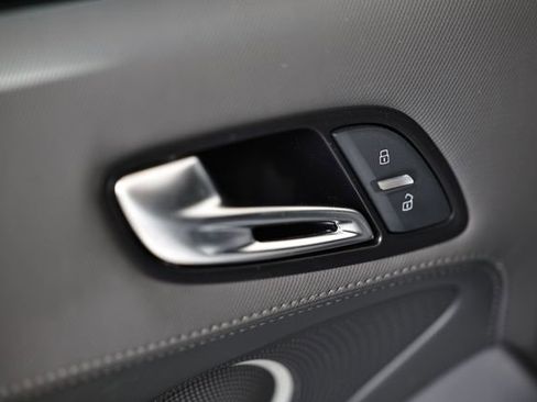 Used 2011 Audi R8 V10 image 23