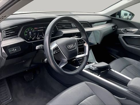 Used 2021 Audi e-tron Premium Plus AWD/4WD image 16