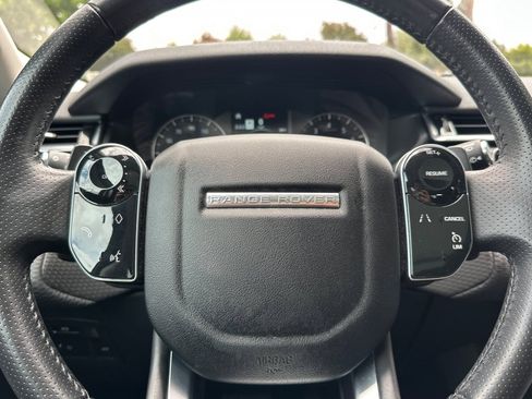 Used 2019 Land Rover Range Rover Velar S AWD/4WD image 30