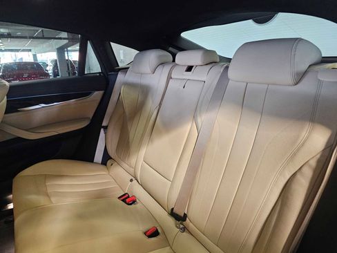 Used 2019 BMW X6 xDrive35i w/ M Sport Package image 37