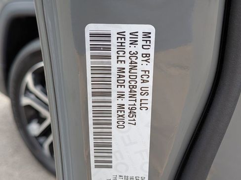 Used 2022 Jeep Compass Limited image 26