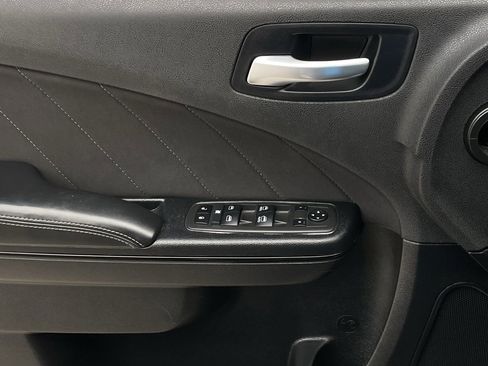 Used 2022 Dodge Charger R/T w/ Blacktop Package image 19