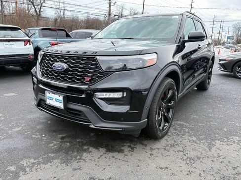 Used 2021 Ford Explorer ST w/ Equipment Group 401A image 3