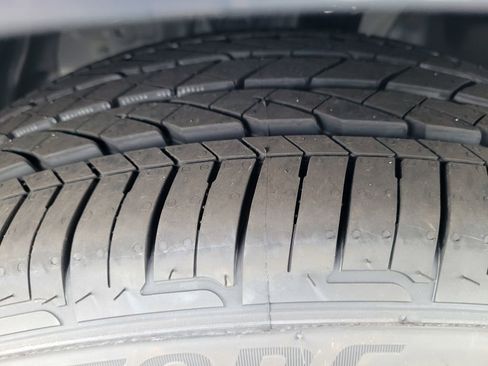 New 2026 Honda Odyssey Touring image 12