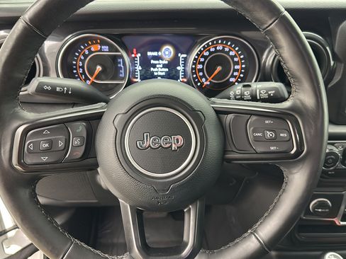 Used 2023 Jeep Wrangler Unlimited Sport AWD/4WD image 15