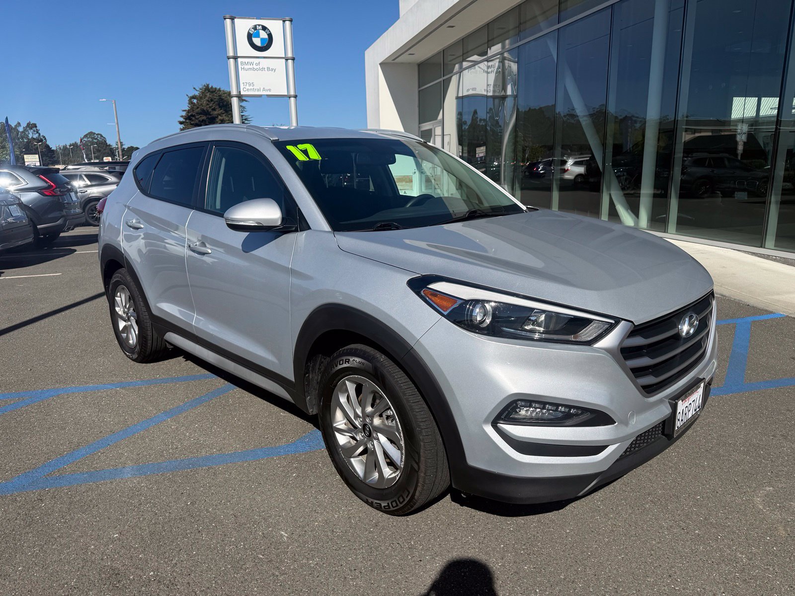 Used 2017 Hyundai Tucson SE Plus w/ Cargo Package AWD/4WD image 2