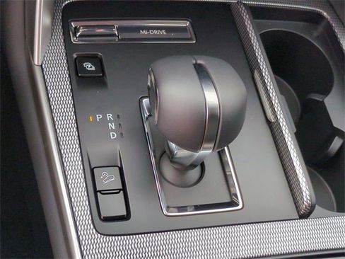 New 2024 MAZDA CX-90 Plug-In Hybrid w/ Preferred image 16