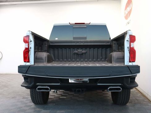 Certified 2025 Chevrolet Silverado 1500 LT Trail Boss w/ Convenience Package II image 5