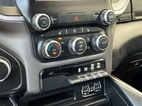 Used 2021 RAM 1500 Big Horn AWD/4WD image 18