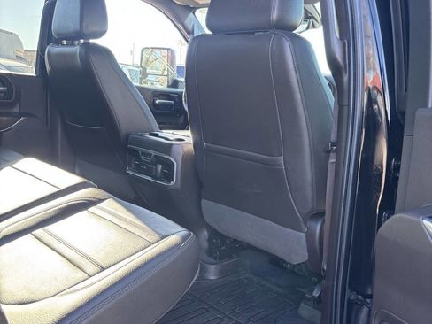 Used 2020 GMC Sierra 3500 Denali w/ Denali Ultimate Package image 17