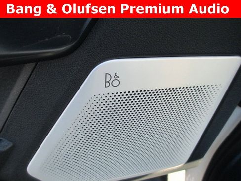 Used 2025 Ford F450 Platinum w/ FX4 Off-Road Package image 21