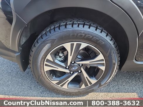 Used 2024 Subaru Crosstrek 2.0i Premium AWD/4WD image 9