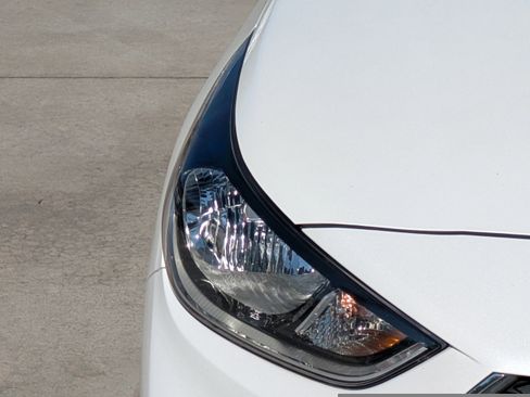 Used 2021 Hyundai Accent SEL image 7