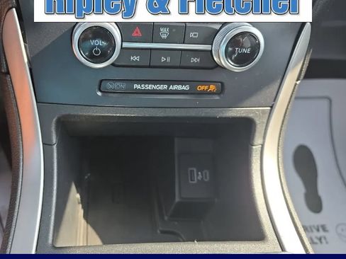 Used 2021 Ford Edge ST-Line w/ Class II Trailer Tow Package AWD/4WD image 22