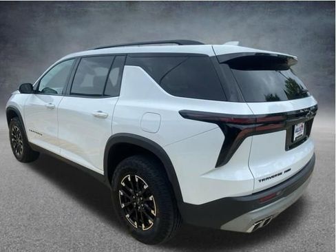 Used 2024 Chevrolet Traverse Z71 AWD/4WD image 4