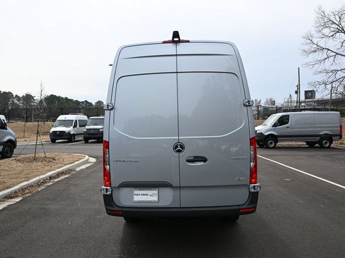 Used 2026 Mercedes-Benz Sprinter 2500 image 27
