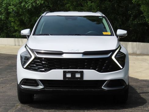 Certified 2024 Kia Sportage EX AWD/4WD image 5
