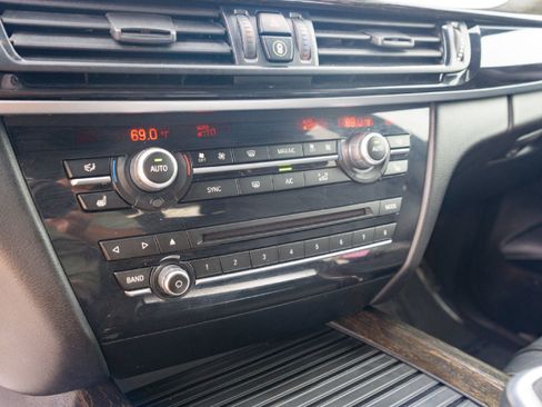 Used 2018 BMW X5 sDrive35i RWD image 15