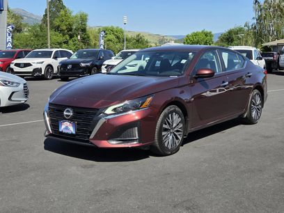 Used 2023 Nissan Altima 2.5 SV