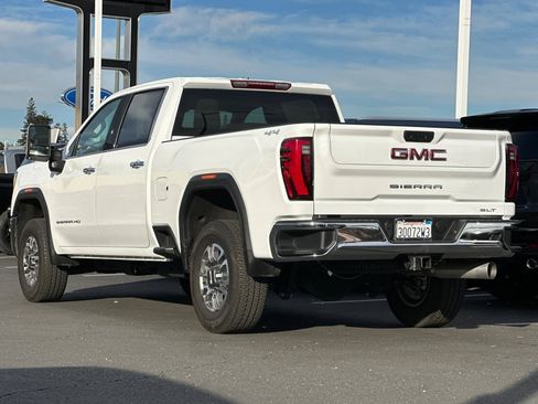 Used 2024 GMC Sierra 2500 SLT w/ Max Trailering Package image 6