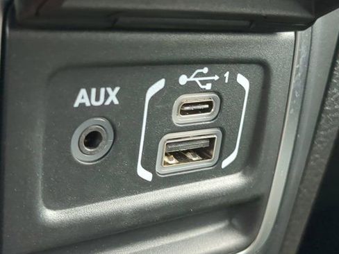 Used 2024 Jeep Gladiator Sport image 20