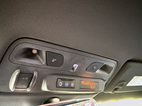 Used 2022 Chevrolet Camaro SS RWD image 19