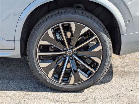 New 2026 Volvo XC90 B6 Ultra w/ Protection Package image 6
