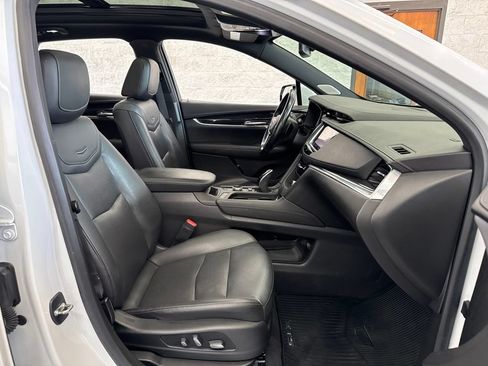 Used 2021 Cadillac XT5 Premium Luxury FWD image 53