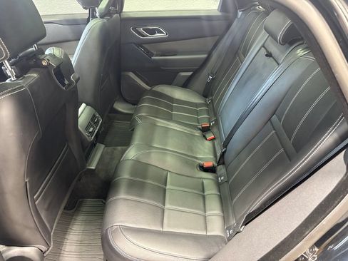 Used 2022 Land Rover Range Rover Velar S AWD/4WD image 19
