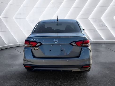 Used 2021 Nissan Versa S image 5
