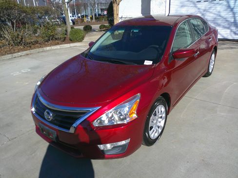 Used 2013 Nissan Altima 2.5 S image 7