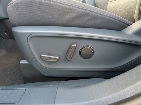 New 2025 Ford Maverick XLT w/ XLT Luxury Package image 16