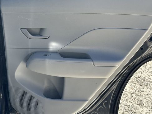 Used 2024 Hyundai Kona SEL image 17