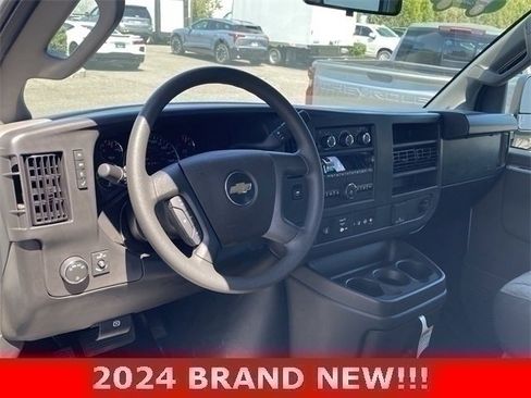 Used 2024 Chevrolet Express 2500 w/ Driver Convenience Package image 18