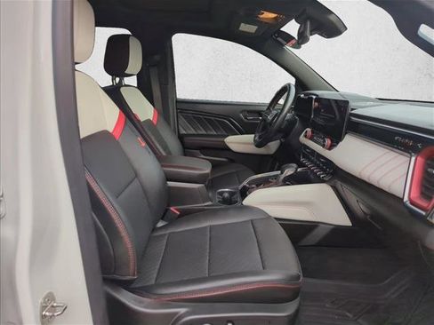 Used 2023 GMC Canyon AT4X image 21