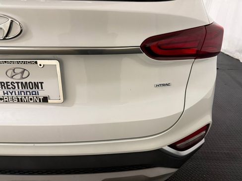 Used 2019 Hyundai Santa Fe SE image 10