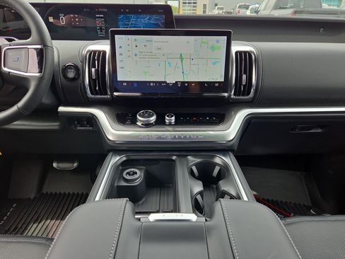 New 2026 Ford Expedition Max Platinum AWD/4WD image 13