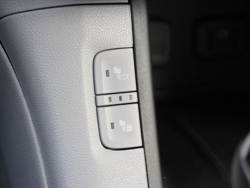 Used 2017 GMC Acadia SLT image 27